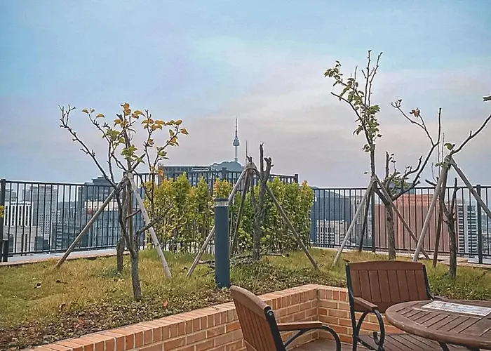 The Platinum Station - Free Parking, Transportation Hub, Station, Chungjeongro Station, Various Hot Places, High-rise View *