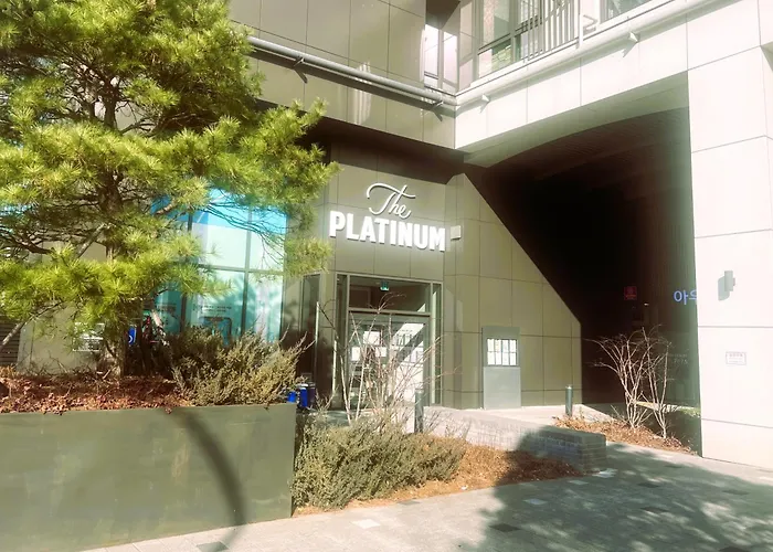 The Platinum Station - Free Parking, Transportation Hub, Station, Chungjeongro Station, Various Hot Places, High-rise View *
